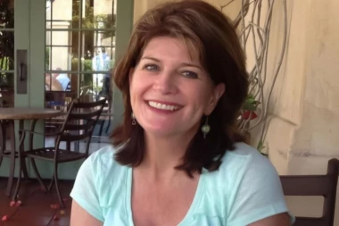 "MOJI RODITELJI SU BILI OPSEDNUTI MOJOM NEVINOŠĆU": Kako je ispričala Viktorija i njene sestre su prošle torturu kad su saznali da su bile intimne sa momcima