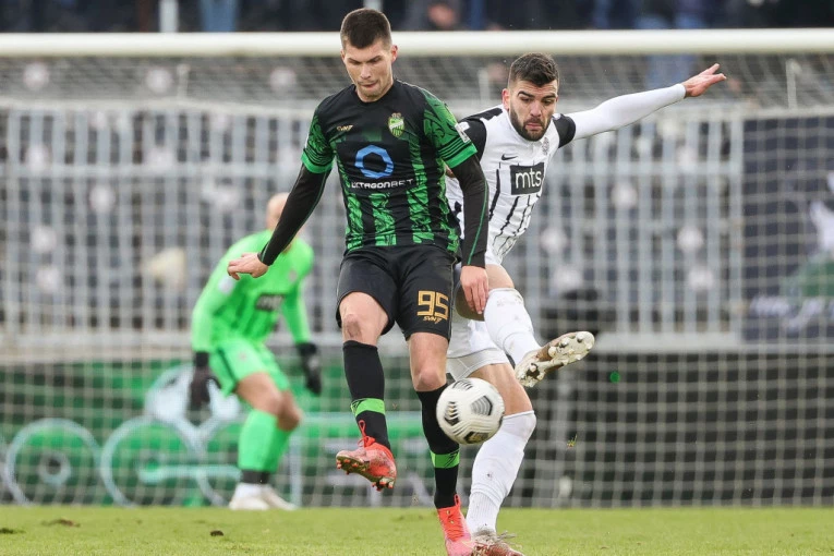 DOGOVOR JE POSTIGNUT: Iskusni fudbaler ima novi klub - poneće opremu zvaničnog šampiona!