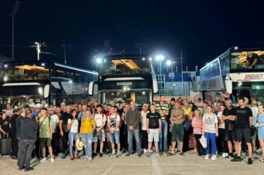 17 GODINA KAKO GRAĐANI JAGODINE I GRAĐANI IZ CELE SRBIJE SA PALMOM PUTUJU U NEKU DRŽAVU