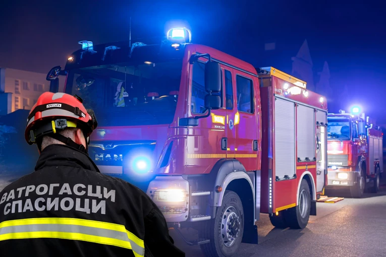 IMA MRTVIH! Požar na Železničkoj stanici u Rakovici!