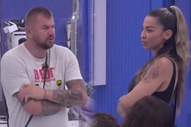 JANJUŠEVA DEVOJKA UDARILA NA ANELI: Procurile privatne prepiske, kreće RAT! (FOTO)