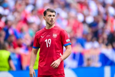 LJUBAV IZMEĐU SAMARDŽIĆA I BOGINJE PROVINCIJE MOŽE DA POČNE: Jedna slika otkrila sve! (FOTO)