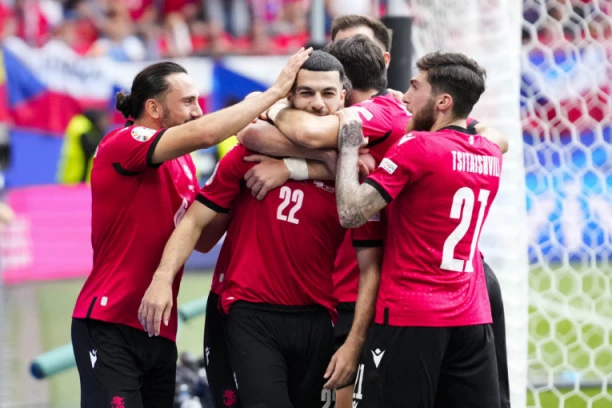 ČESI IPAK IDU KUĆI: Turska pred sam kraj dala gol za prednost, Gruzija ozbiljnoj prednosti nad Portugalom