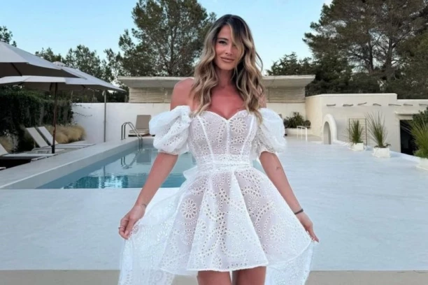 RASKOMADALA MUŠKA SRCA U PARAMPARČAD! Udala se Dileta Leota!