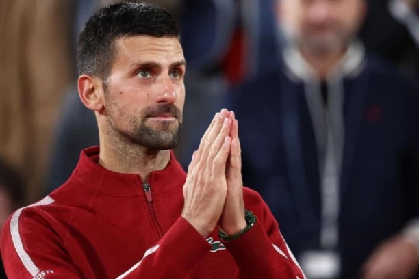 SVI SE RADUJU ŠTO GA VIDE: Vimbldon poželeo javnu dobrodošlicu Đokoviću (VIDEO)