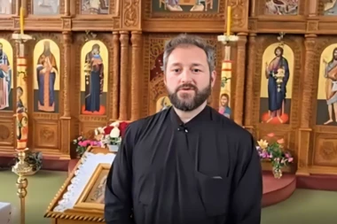 "RELIGIJA" NA PRVI DAN DUHOVA U CRKVI SVETIH STEFANA I JELENE U AUGZBURGU: Svečana liturgija i posebna tradicija darivanja najmlađih vernika