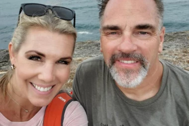 POZNATI MILIONER UBIO SUPRUGU PA PUCAO I U SEBE! Pre zločina ostavio MISTERIOZNU PORUKU! NAŠLO IH DETE! (FOTO/VIDEO)