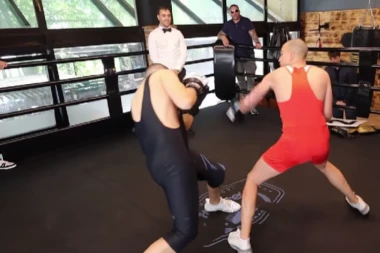 ŠOK PREOKRET! Objavljen snimak Bake Praseta i Vojaža tokom BOKS MEČA - cela nacija PLAČE zbog OVIH KADROVA, istina je SUROVO TUŽNA!