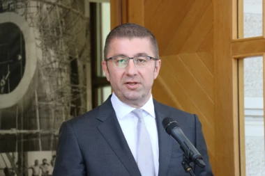 SEVERNA MAKEDONIJA DOBILA NOVU VLADU! Premijer Hristijan Mickoski!