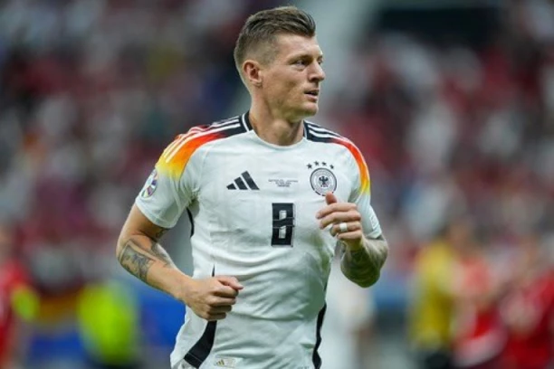 TEŠKO MU PADA PORAZ: Kros jedva zadržao suze - ovo je imao da poruči