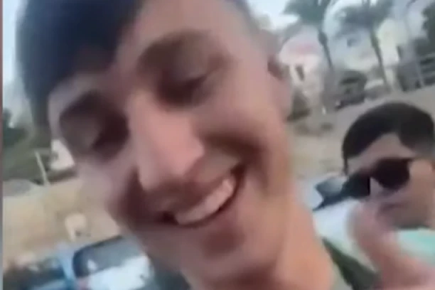 TRAČAK NADE ZA PORODICU NESTALOG TINEJDŽERA: Pojavio se snimak sa sigurnosnih kamera, oglasila se majka mladića (VIDEO)