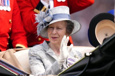 OGLASIO SE MUŽ PRINCEZE ANE: Otkrio najnovije detalje stanja supruge nakon što je IZGUBILA PAMĆENJE