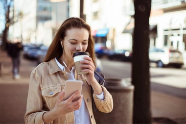 KVARI RASPOLOŽENJE I PODIŽE PRITISAK: Zašto po vrućini morate da izbegavate kafu?