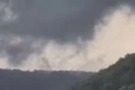 TORNADO KOD UŽICA, VALJEVO TUČE GRAD! Počelo veliko nevreme u Srbiji! EVO KO JE SLEDEĆI NA UDARU!