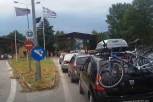 PAZITE NA GRČKOJ GRANICI, OVU STVAR MOŽETE PRENETI SAMO U OGRANIČENIM KOLIČINAMA: "Tako je i moja baba slušala stručnjake sa Fejsbuka, pa je posle plakala pred carinikom"