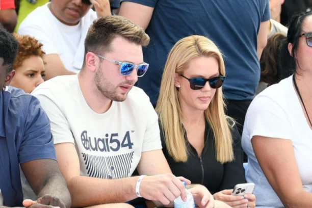 LUKA DONČIĆ SE ZALJUBIO U NJU KADA JE IMALA 13 GODINA: Košarkaš ima samo 25, a njihova ljubavna priča počela je OVAKO