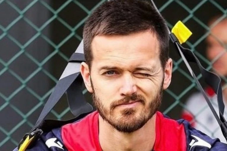 PRIMEĆUJETE LI RAZLIKU? On će nadvisiti ostvarenja svog sugrađanina - kreće stopama Mirka Ivanića! (ANKETA)