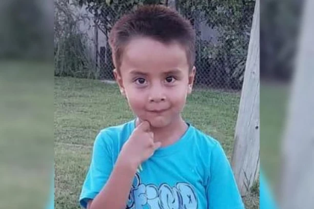 UZBUNA! NESTAO MALI DANILO (5)! Svi su na nogama, u toku velika policijska akcija! (FOTO/VIDEO)