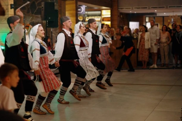 U SUBOTU „VIDOVDANSKI DANI“ U HOTELU ZLATIBOR