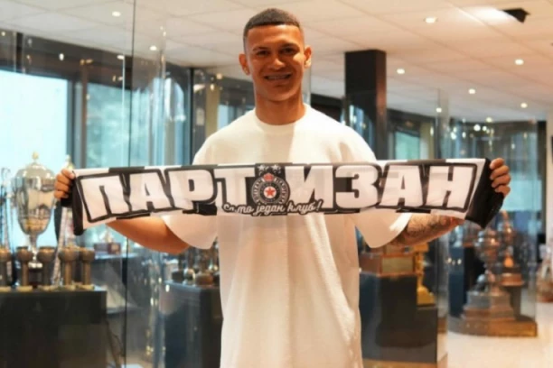 TEKTONSKE PROMENE U HUMSKOJ: Očekivalo se mnogo od njega, a sada je prodat - reč je o sjajnom vezisti!