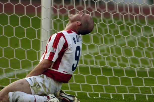 PROMAŠAJI SU SKUPO KOŠTALI TIM PROTIV LIDERA: Zna to i trener koji je svojevremeno te situacije "rešavao lagano"!