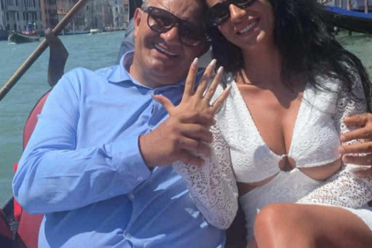 Aleksandra Tadić Cipka sa pokojnom mužem Nebojšom