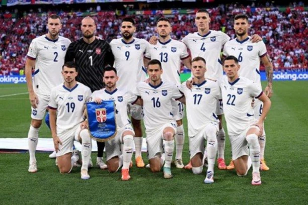 UPRKOS FIJASKU U NEMAČKOJ! Reprezentativac Srbije zapao za OKO velikanima! Želi ga učesnik Lige šampiona, ali i PREMIJERLIGAŠI!