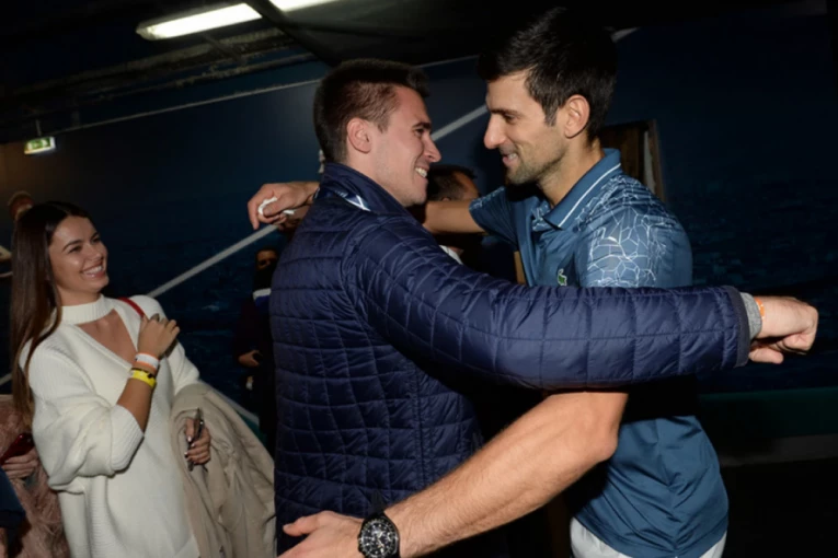 NJU JE HTEO DA ŽENI ĐOKOVIĆ, REKLA MU NE: Tijana Ralić je fatalna brineta (FOTO)