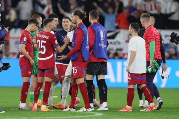 OGLASIO SE REPREZENTATIVAC SRBIJE! Krah "orlova" OPISAO je samo u JEDNOJ reči! (FOTO)