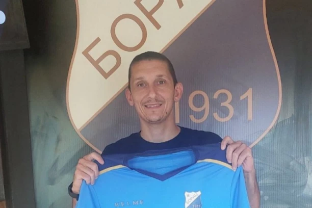 SA KOLENA NA KOLENO: "Alasi" imaju novog šefa stručnog štaba!