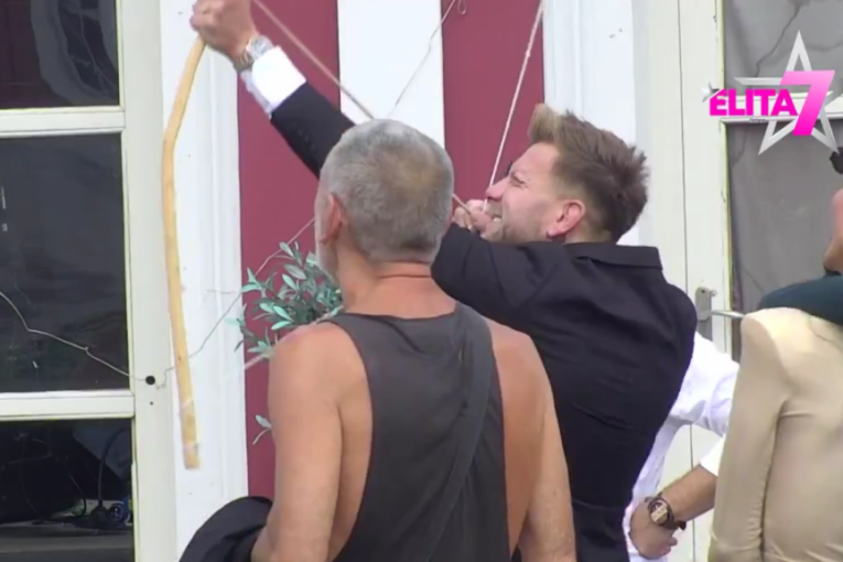 Stanislav Krofak gađa jabuku Elita 7