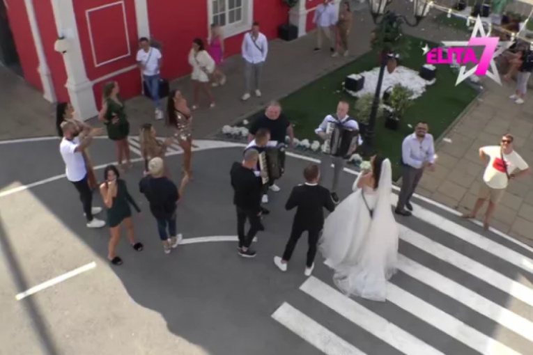 Miona Jovanović i Stanislav Krofak venčanje