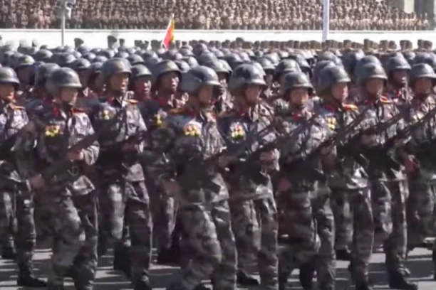 KAKO LI JE SAMO USPEO? Severnokorejski vojnik prebegao u Južnu Koreju