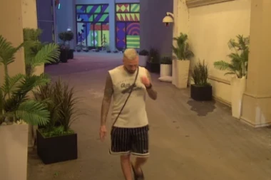 ŠA NA IVICI LUDILA ZBOG MIONE I STANISLAVA: Pojavio se zabrinjavajući snimak, reper ne zna gde bije! (FOTO)