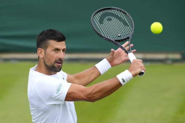 CENTRALNI TEREN REZERVISAN SAMO ZA NAJBOLJE! POZNATO KAD NOLE STARTUJE NA VIMBLDONU: Čeka da šampionka završi