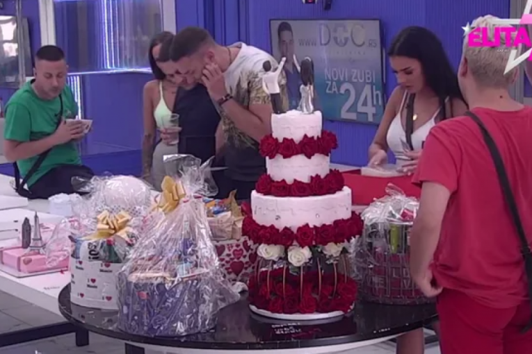 Anita i Andjelo dobili poklone od fanova Elita 7
