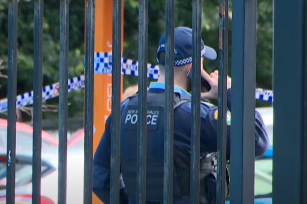 UČENICI SE SA OBEZBEĐENJEM VRATILI U ŠKOLSKE KLUPE: U poslednjem trenutku otkriven plan za teroristički napad