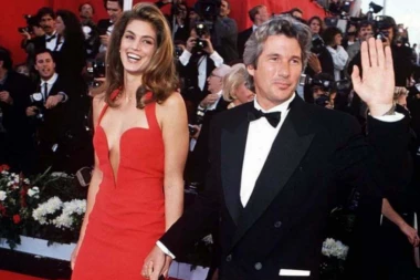 SA 22 JE SANJALA DA ĆE SE UDATI ZA ČOVEKA OD 40: Optuženi da vole isti pol, ostavio je čim je rekla "da"