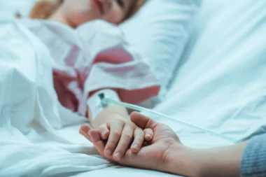 OPREZ, OPAKA BOLEST SE VRATILA U SRBIJU! Prvi simptomi mogu da prevare, ali brzo prelaze u ozbiljno stanje