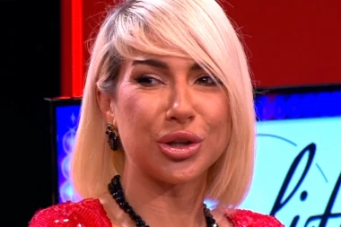 JOVANA JEREMIĆ JUTARNJI PROGRAM "ZAČINILA" SVOJOM IGRAČKOM: Njene provokativne pokrete svi pokušavaju da skinu, hit snimak zapalio internet!