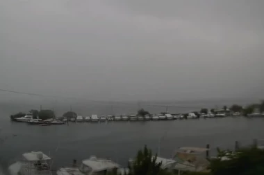 "BEŽITE NA SIGURNO I NE IZLAZITE 12 SATI": Stiže stravičan olujni udar, izdato hitno upozorenje, POPALJENI SVI ALARMI! (VIDEO)