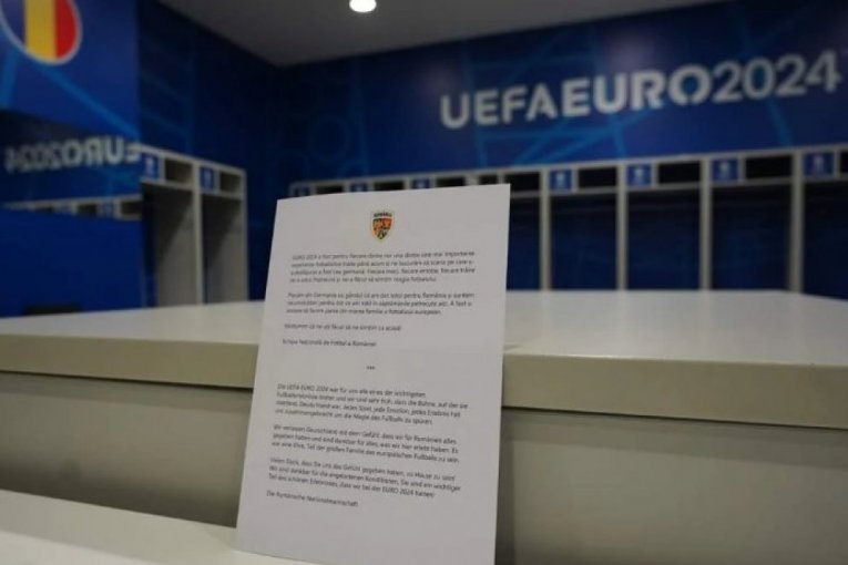 Zaista svaka čast, Svlačionica na "Alijanc Areni" nakon izlaska reprezentacije Rumunije