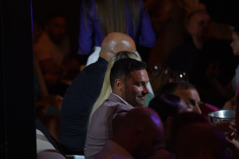 Duško na nastupu Milice Pavlović