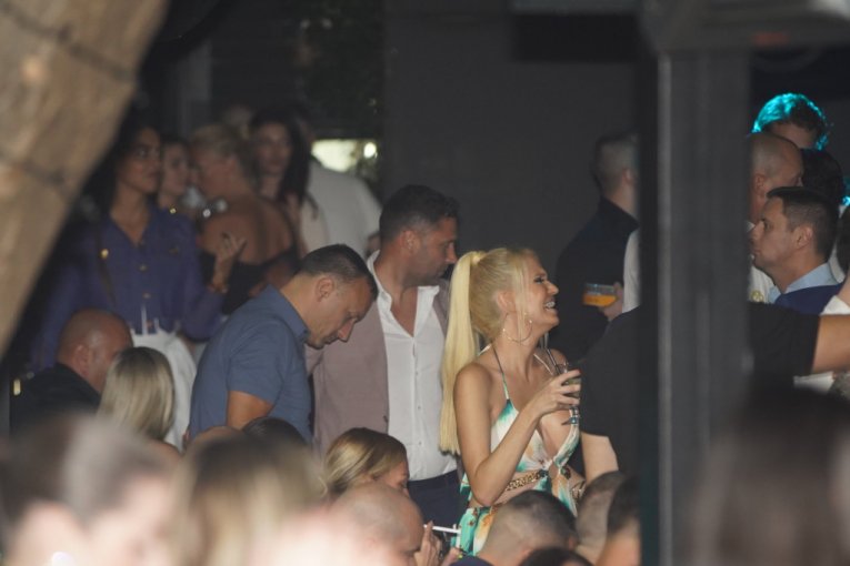 Duško na nastupu Milice Pavlović