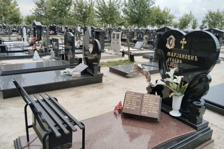 Grob Jelene Marjanović