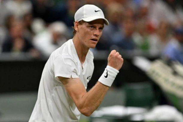 O DOPING SKANDALU NI REČI!? Siner u punoj formi nakon rutinke pobede - POKOSIO je Australijanca!