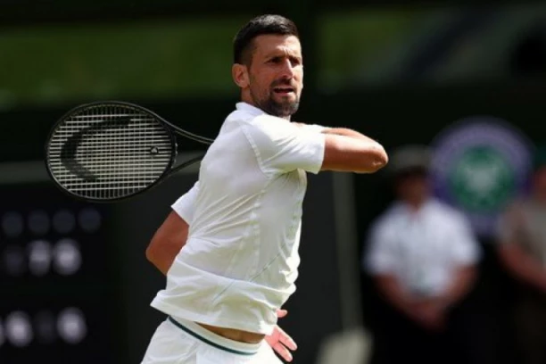 ĐOKOVIĆ JE USPEO DA OSTVARI I OVO DOSTIGNUĆE: Ljubilarni 1000. PUT na Vimbldonu je uradio OVO