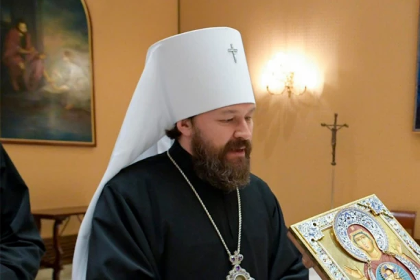 NEZAPAMĆEN SEKS SKANDAL U RUSKOJ PRAVOSLAVNOJ CRKVI! Mladić optužio mitropolita Ilariona: "Skinuo me je skroz i legao pored mene" (VIDEO)