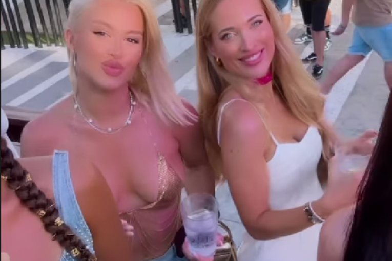 Anastasija Ražnatović i Ema Radujko na Ibici