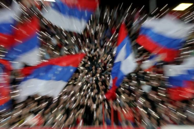 BRAĆA RUSI OPET POKAZALI VELIČINU! Kosovo-Srbija se orilo na stadionu Sankt Peterburga